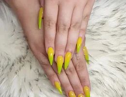 Wind Lee Nails