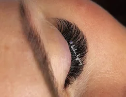 Lashes by Jessy Mallorca