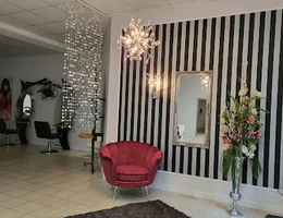 Friseursalon Haarzeit Inh. D. Weider